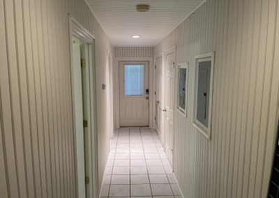 323 Bay Circle Drive - Hallway