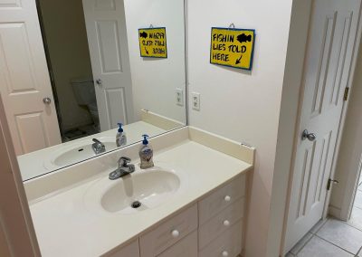 323 Bay Circle Drive - Bathroom