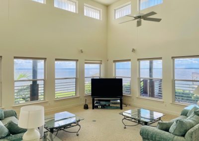 323 Bay Circle Drive - Great Room