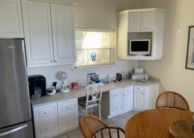 323 Bay Circle Drive - Desk